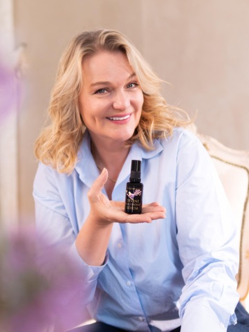 Okamžitá hydratace a vyhlazení vrásek s novým Divine Hyaluronic Serum