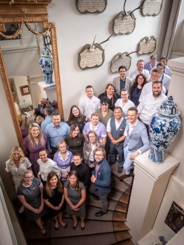 18 let a 18 mcelských příběhů lásky